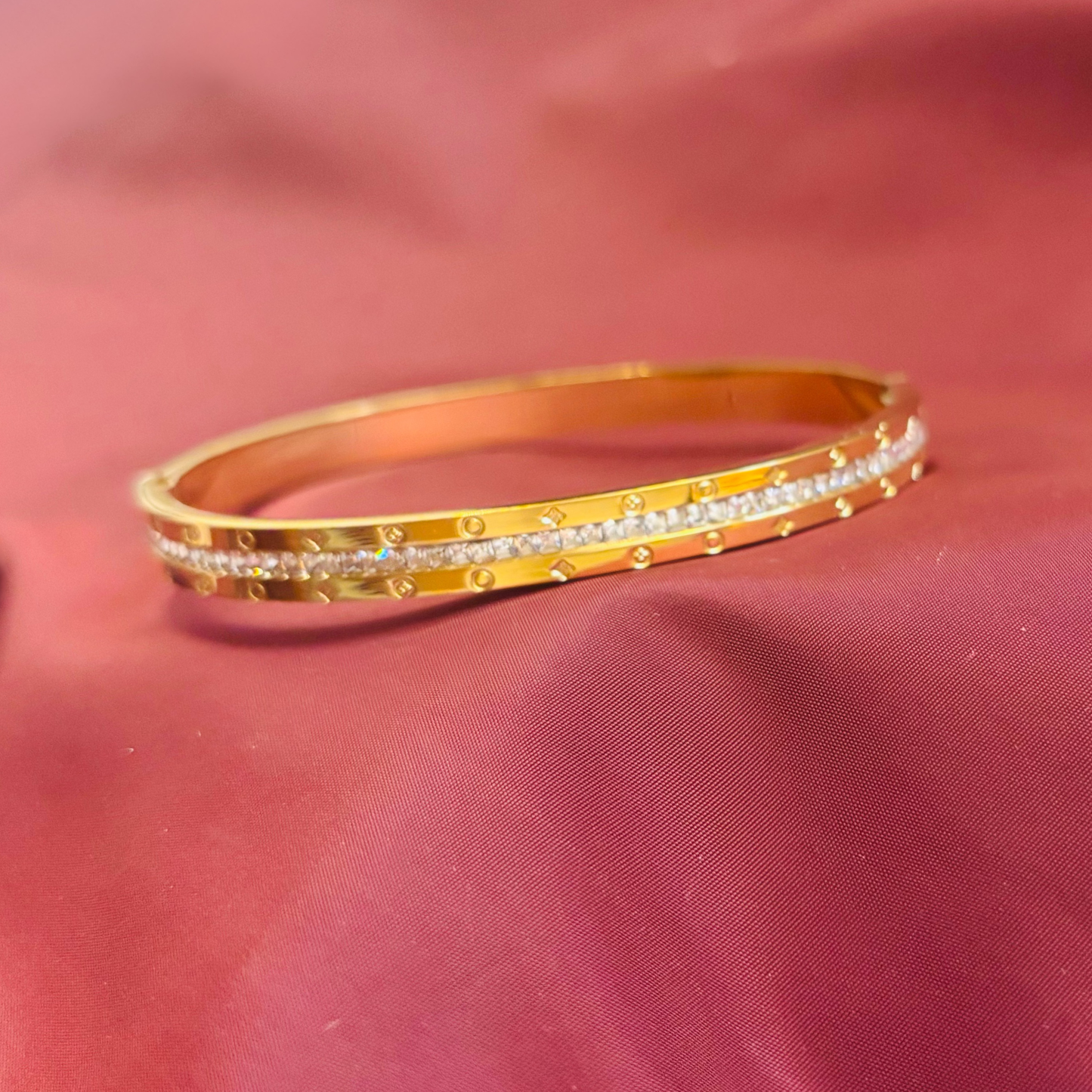 Celestara Crystal Cuff | 18K Gold Plated