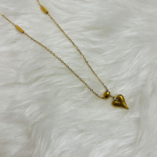 Solovia Golden Heart Necklace  | 18K Gold Plated